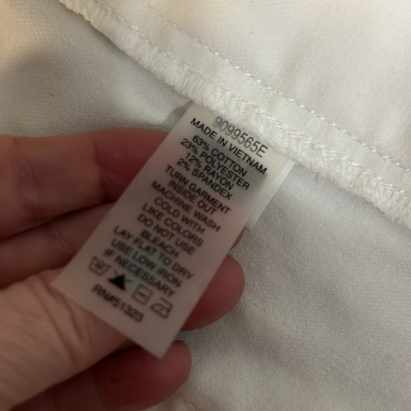 Vince Camuto White Jean Jacket side Lace up Button Front Denim Jacket Small nwt - Picture 9 of 14